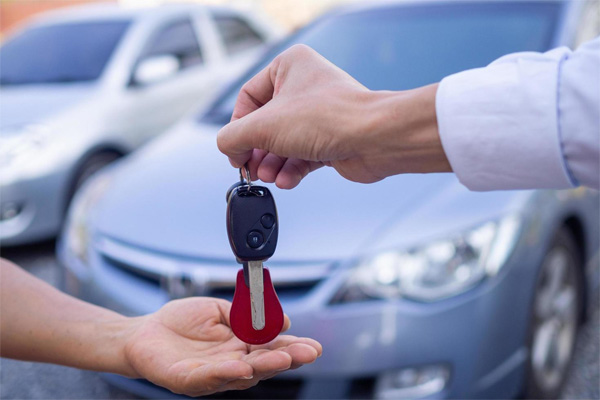 Vendre sa voiture rapidement suisse paiement immédiat et enlèvement GRATUIT